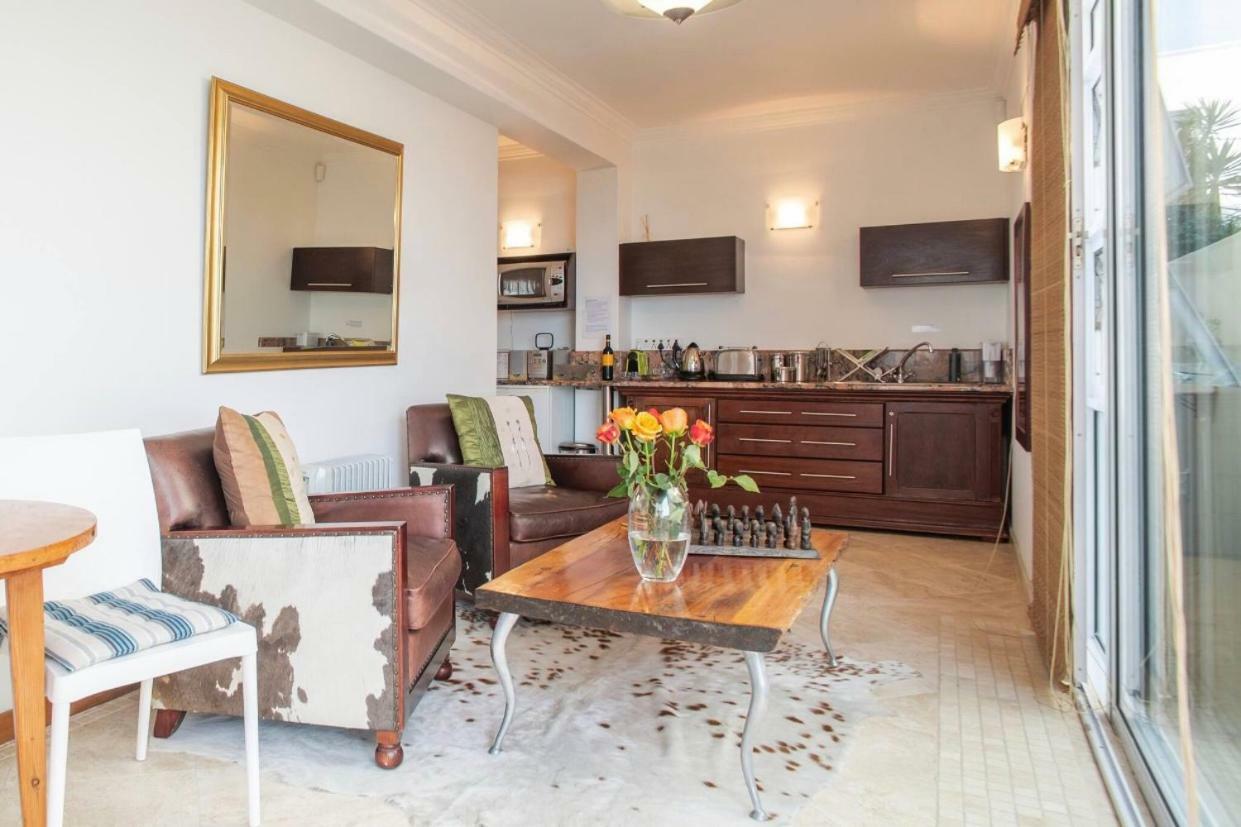Bantry Beach Luxury Suites Le Cap Extérieur photo