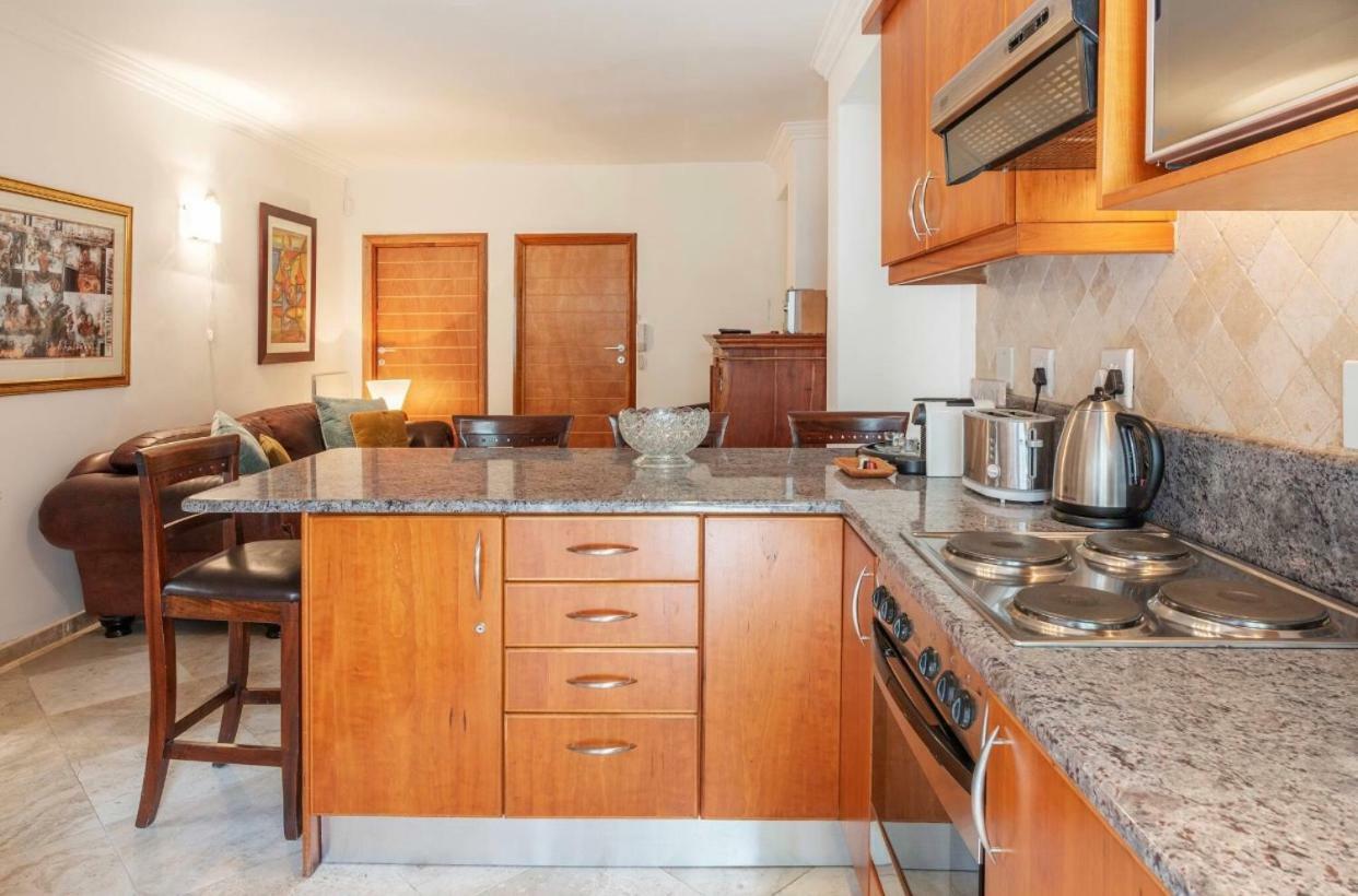 Bantry Beach Luxury Suites Le Cap Extérieur photo